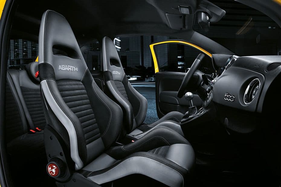 Abarth 595 Seat Side View
