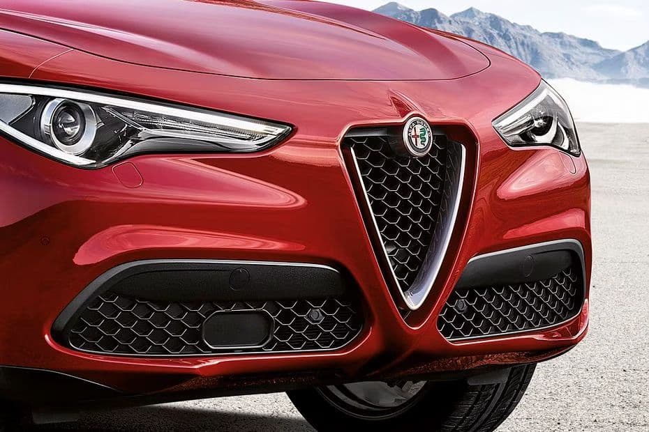 Alfa Romeo Stelvio Front Grille
