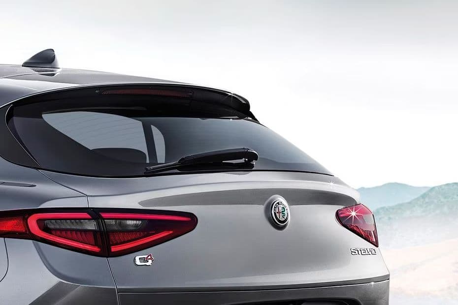 Alfa Romeo Stelvio Rear Wiper