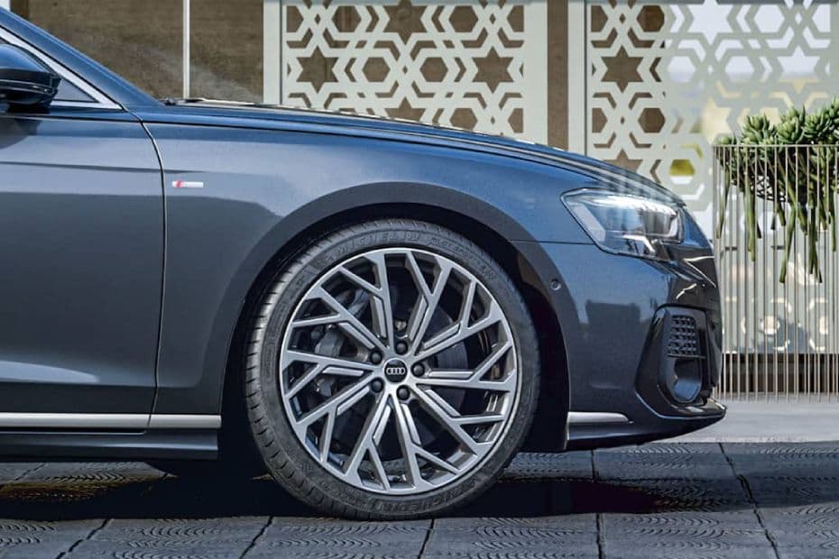 Audi A8 Wheel