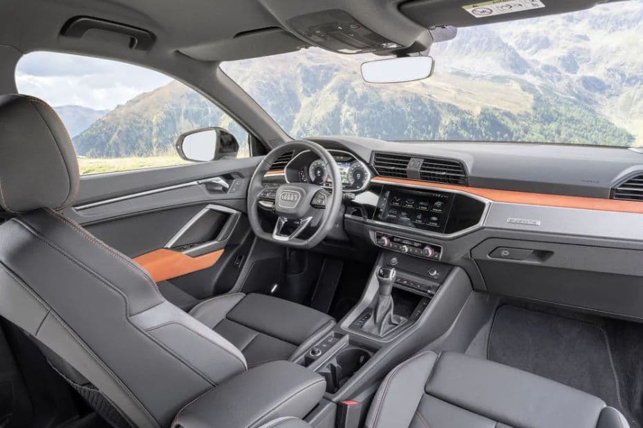 Audi Q3 Dashboard 