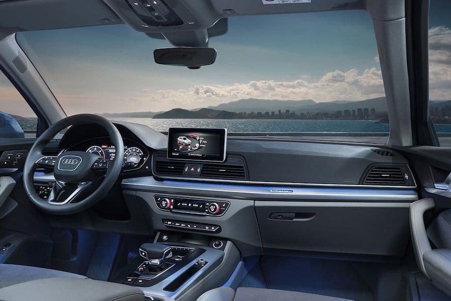 Audi Q5 Dashboard