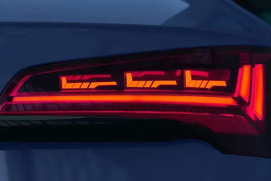 Audi SQ5 2024 Indicator