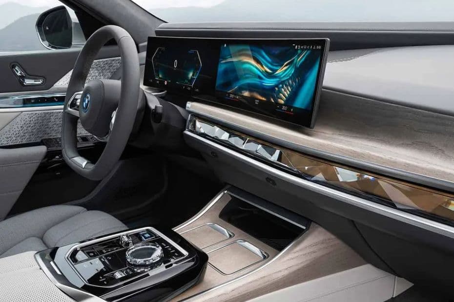 BMW 7 Series Front Seat View