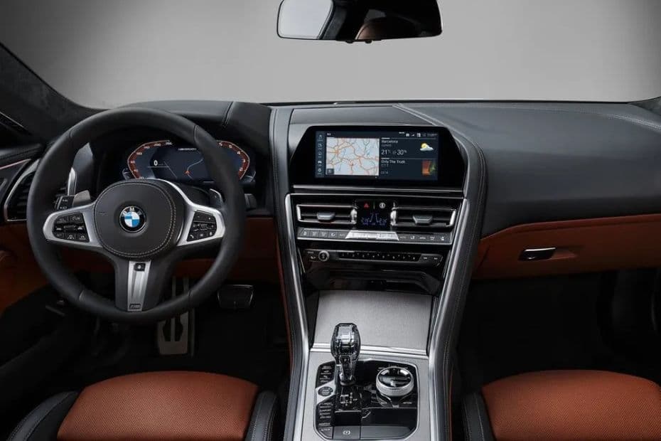 BMW 8 Series Coupe Dashboard