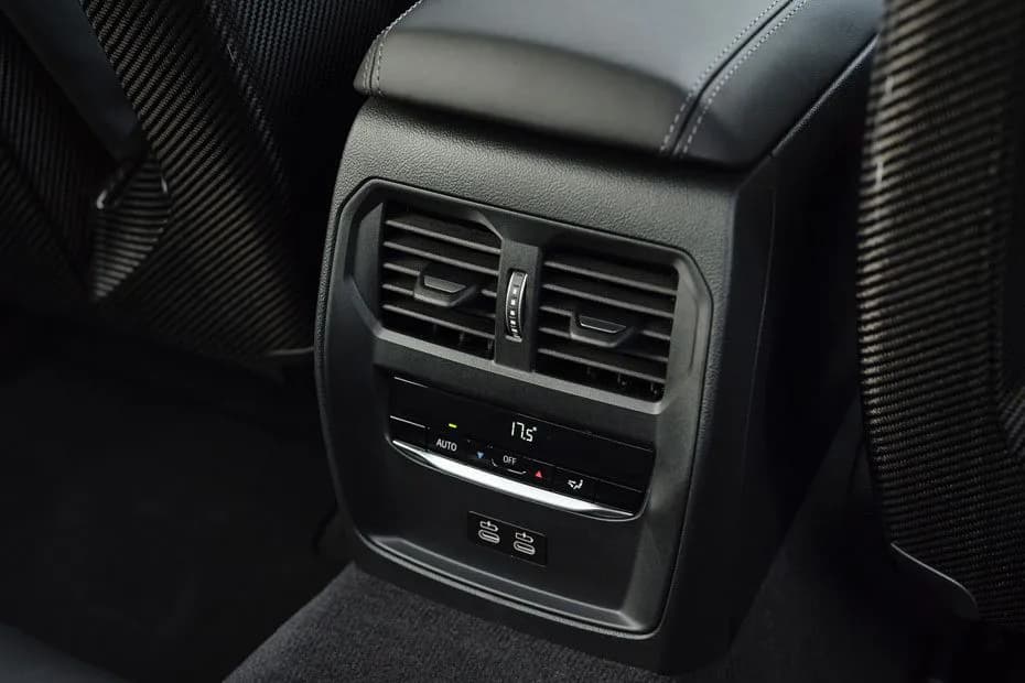 BMW M3 Rear Air vents