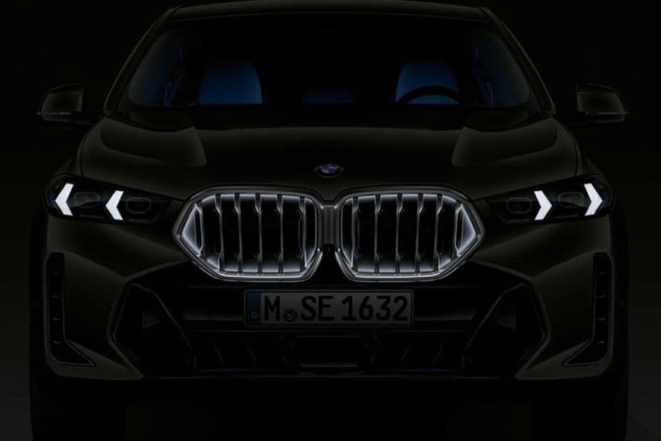 BMW X6 Front View