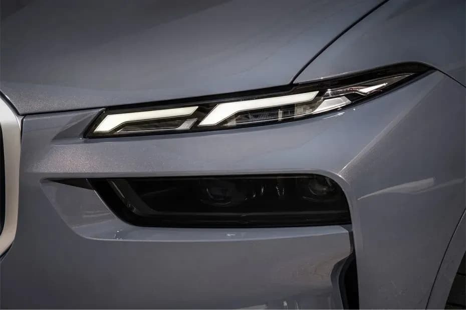 BMW X7 Headlight