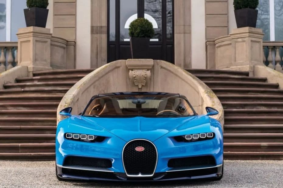 Bugatti Chiron Front View