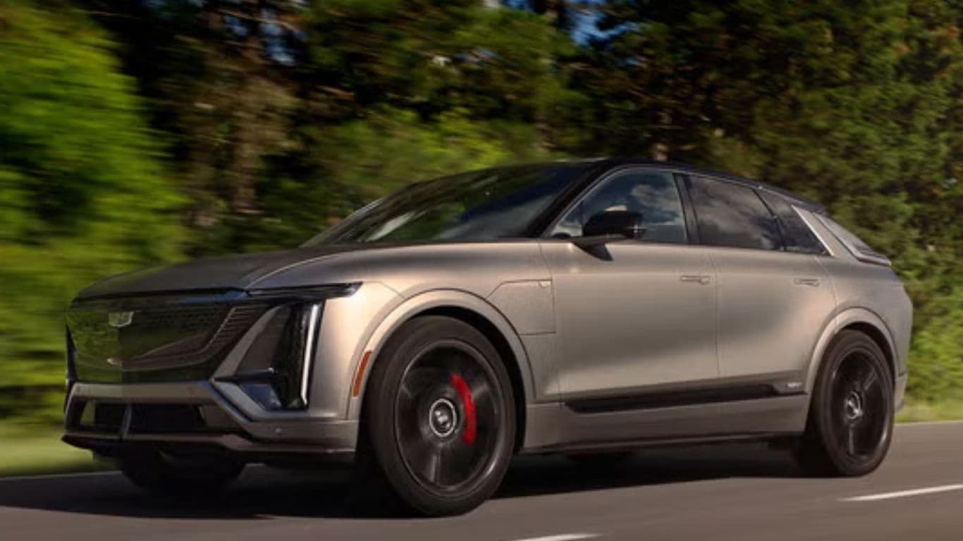 Cadillac LYRIQ 2026: Full Review: Luxury EV with 615 hp LYRIQ-V, Range, Price in India & Driving Impressions