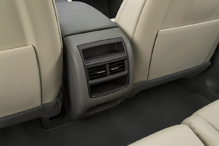  Cadillac XT5 Rear AC Vent