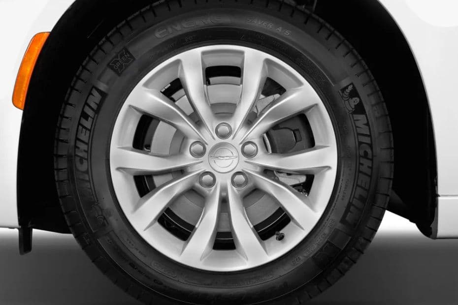 Chrysler 300 Wheel