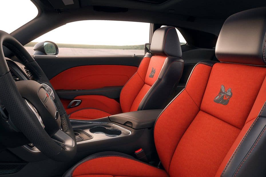 Dodge Challenger Seat Side View