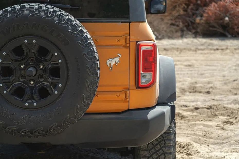 Ford Bronco 2-Door Taillight