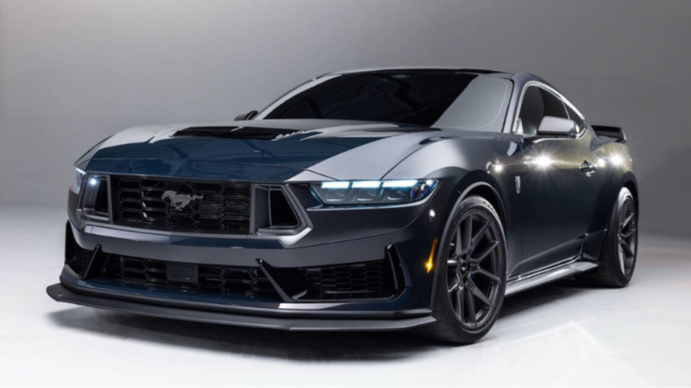 TOP SUPERCARS OF 2023: RETROSPECTING THE PAST WHILE ELECTRIFYING THE FUTURE