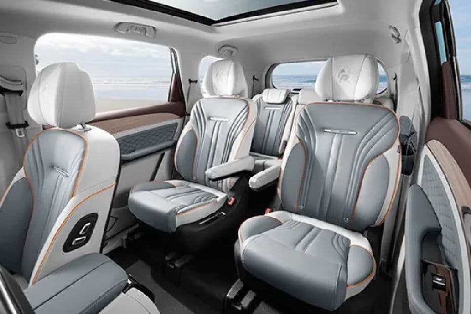 Forthing U Tour Rear Seat