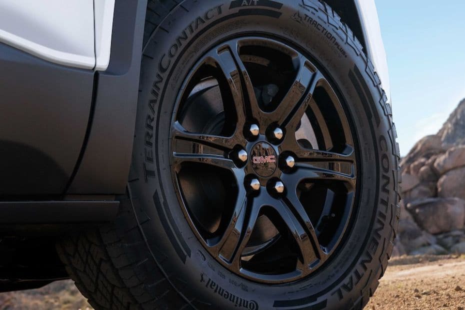 GMC Acadia Denali Wheel