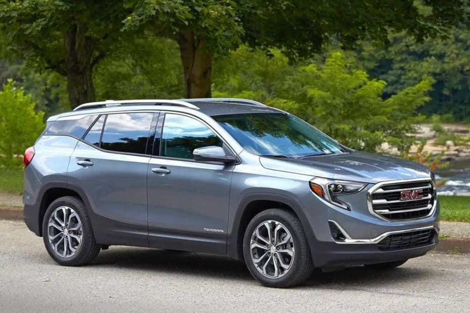 GMC Terrain Right Side View