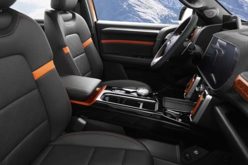 Haval Dargo Seat Side View