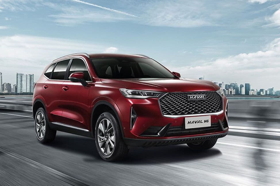 Haval H6 Right Side Front View