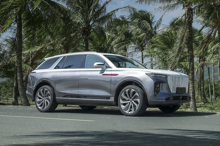 Hongqi E-HS9 Right Side View 