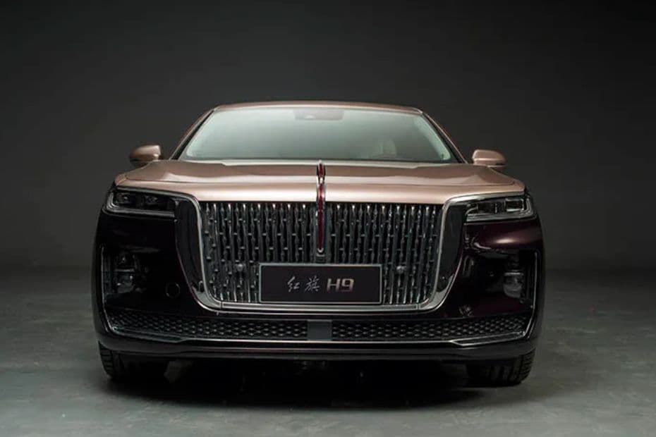 Hongqi H9 Front Side View