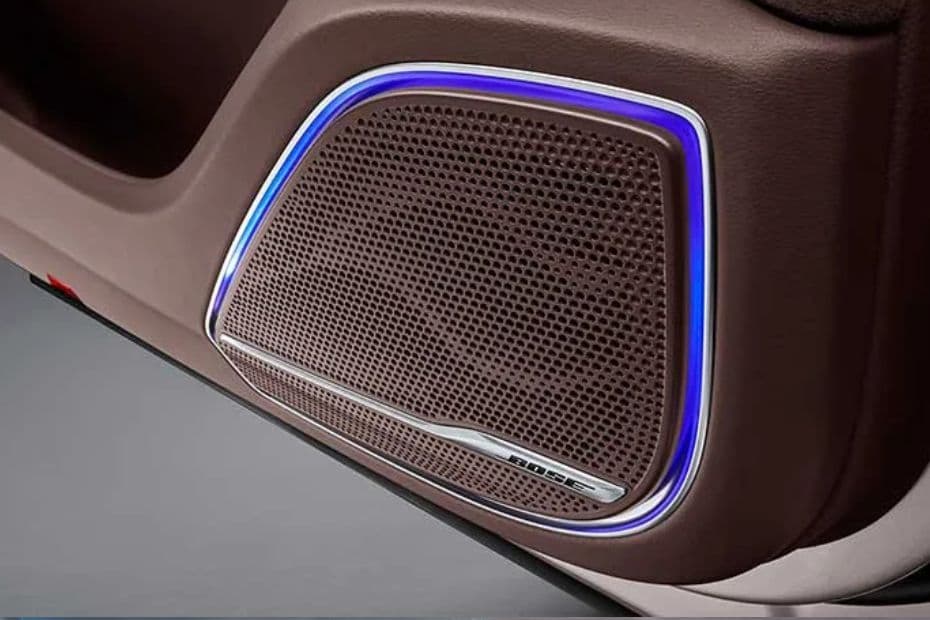 Hongqi H9 Speaker