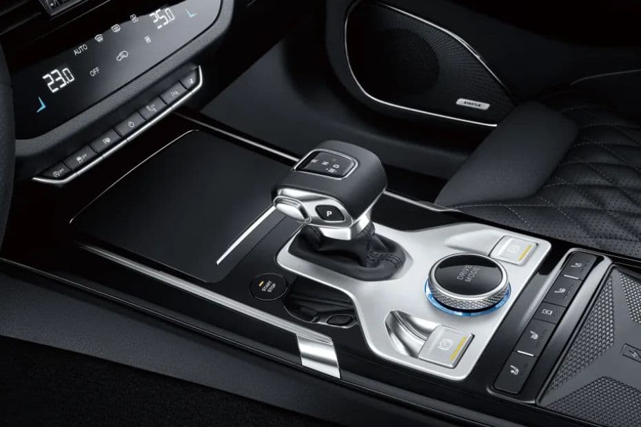Hongqi HS5 Gear Shifter