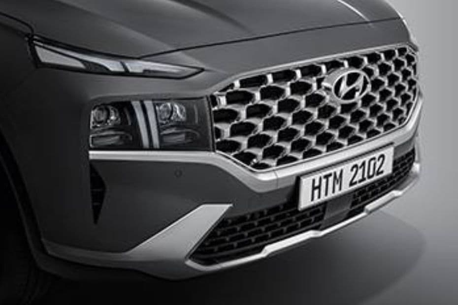 Hyundai Santa Fe Radiator Grille