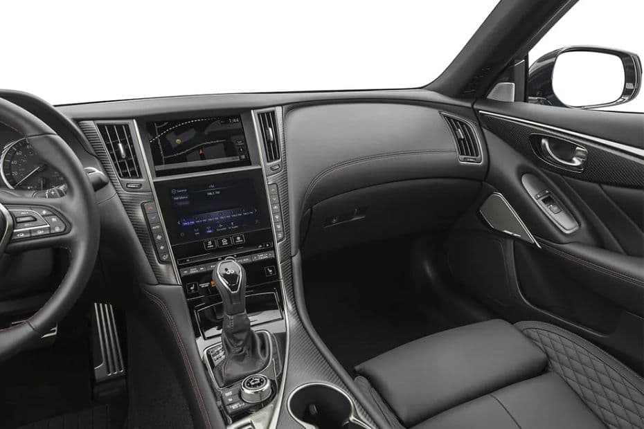Infiniti Q50 Dashboard Side View 