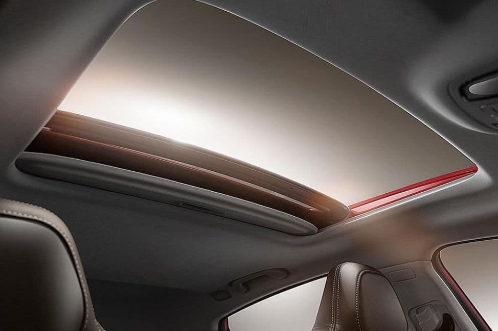 JAC J7 Sunroof