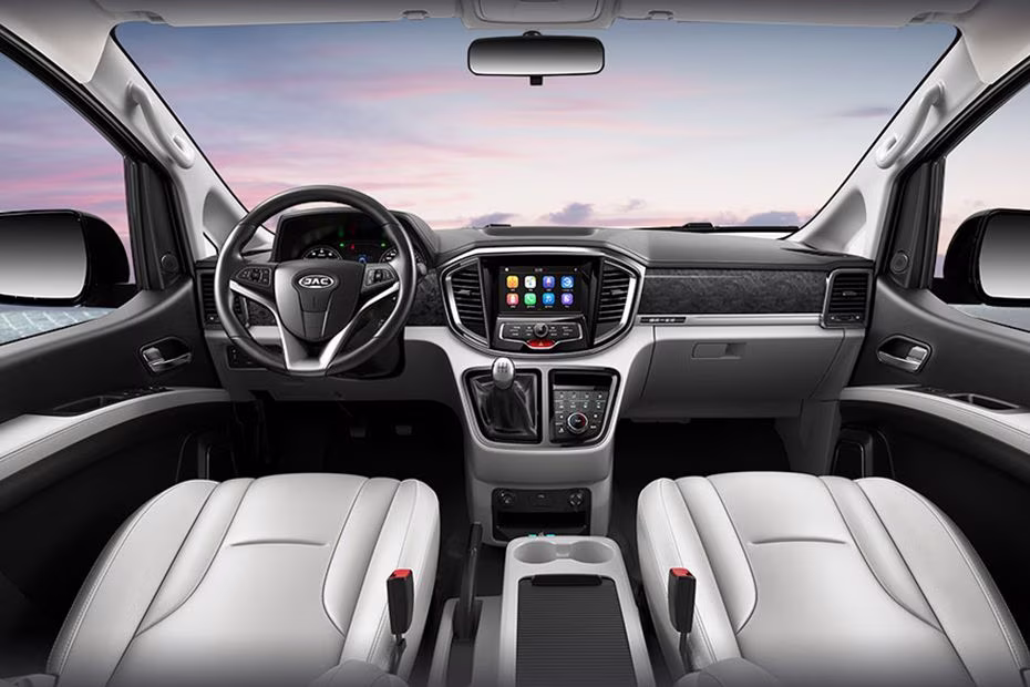 JAC M4 Dashboard