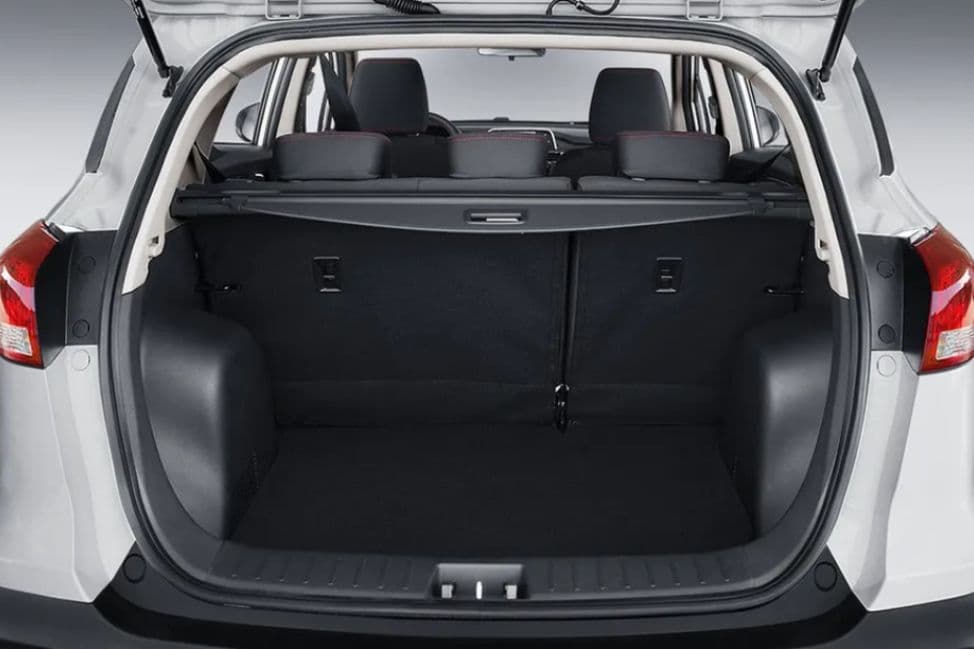 JAC S3 Bootspace