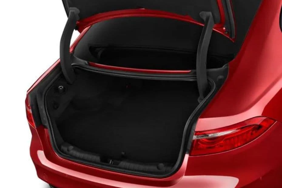 Jaguar XF Boot Space