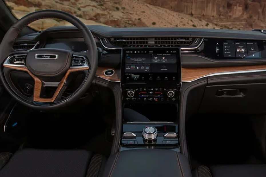 Jeep Grand Cherokee Dashboard