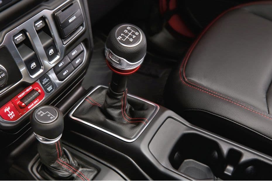 Jeep Wrangler Gear Shifter