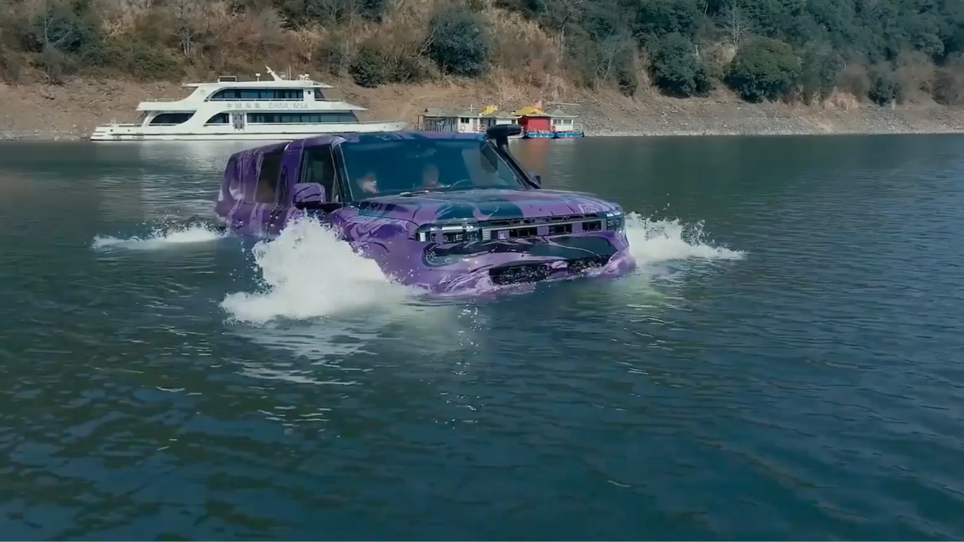 Jetour T7: 1,572hp SUV That Conquers Land and Water!