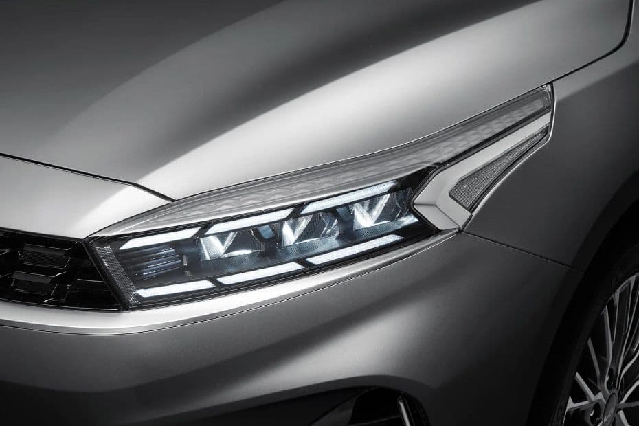Kia Cerato Headlight 