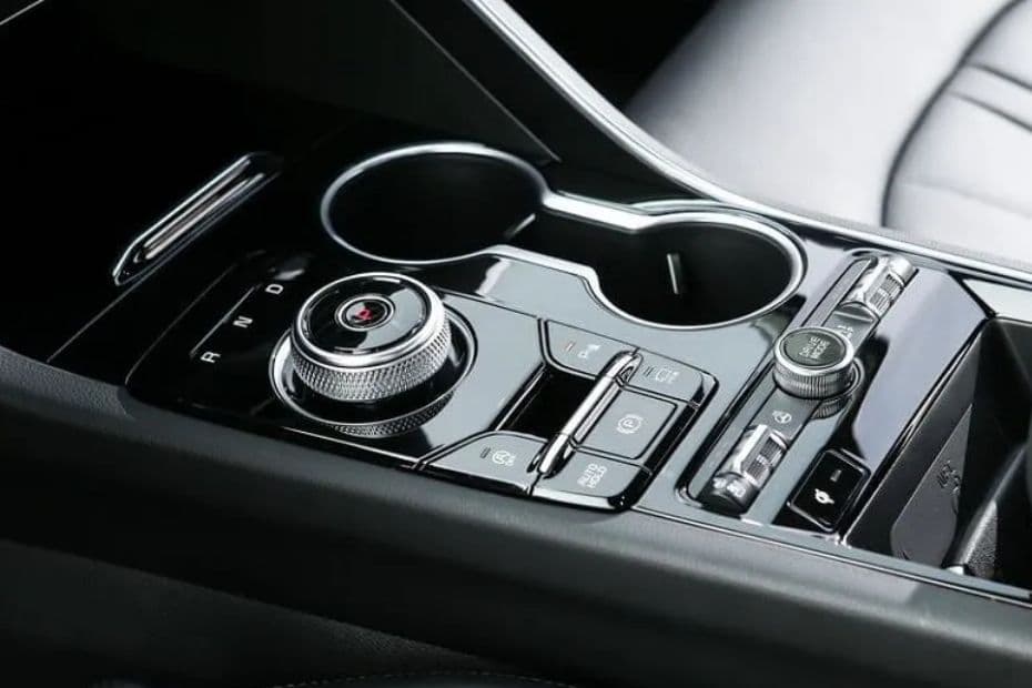 Kia K5 Central Console