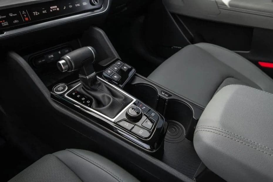 Kia Sportage Central Console