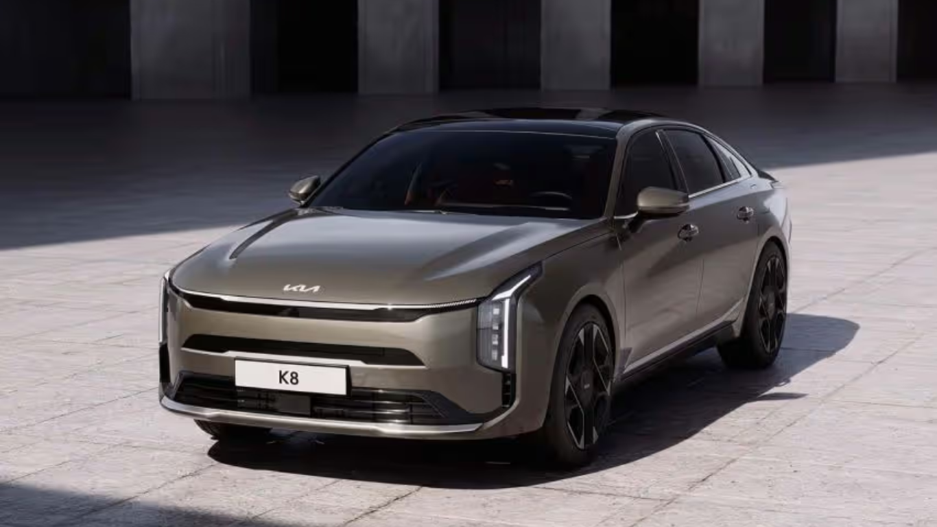 Kia Introduces The New K8 Sedan, Replacing The Cadenza With Advanced Technology