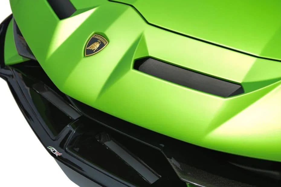 Lamborghini Aventador SVJ Grille