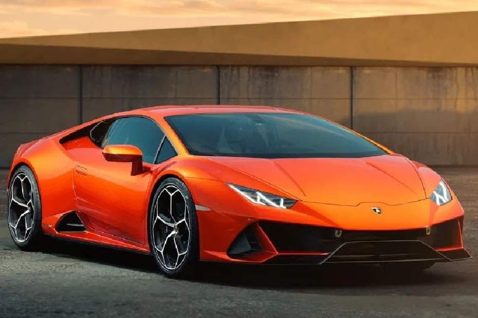 Lamborghini Huracan Right Side Front View