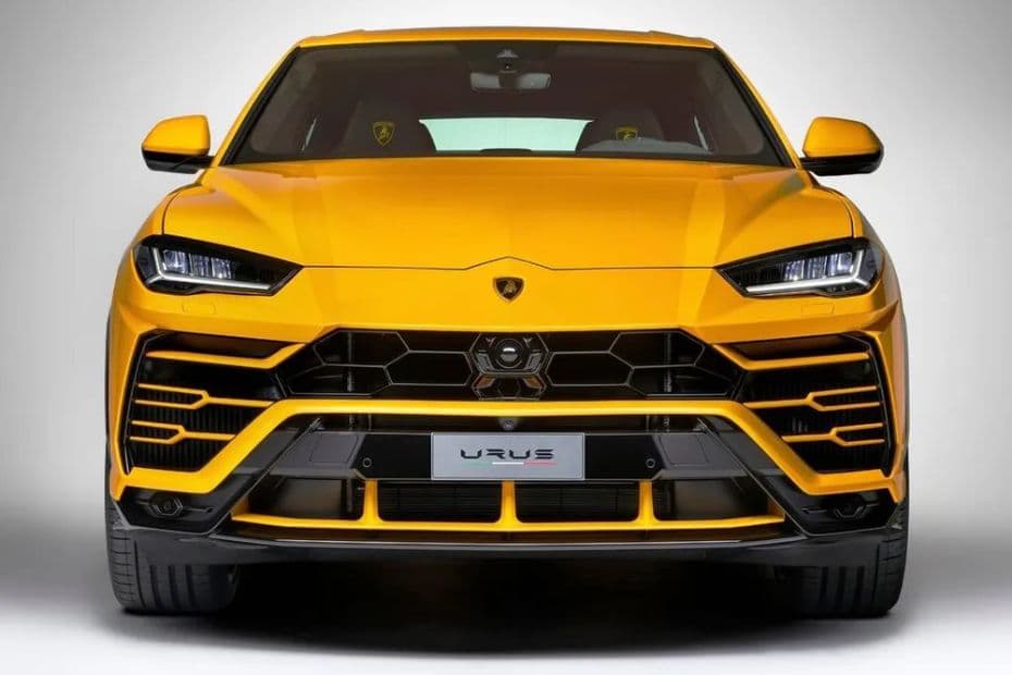 Lamborghini Urus Front View