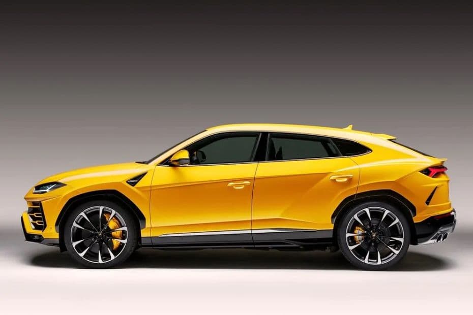 Lamborghini Urus Left Side  View