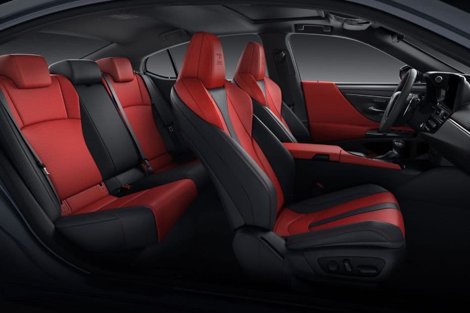 Lexus ES Rear Seat View