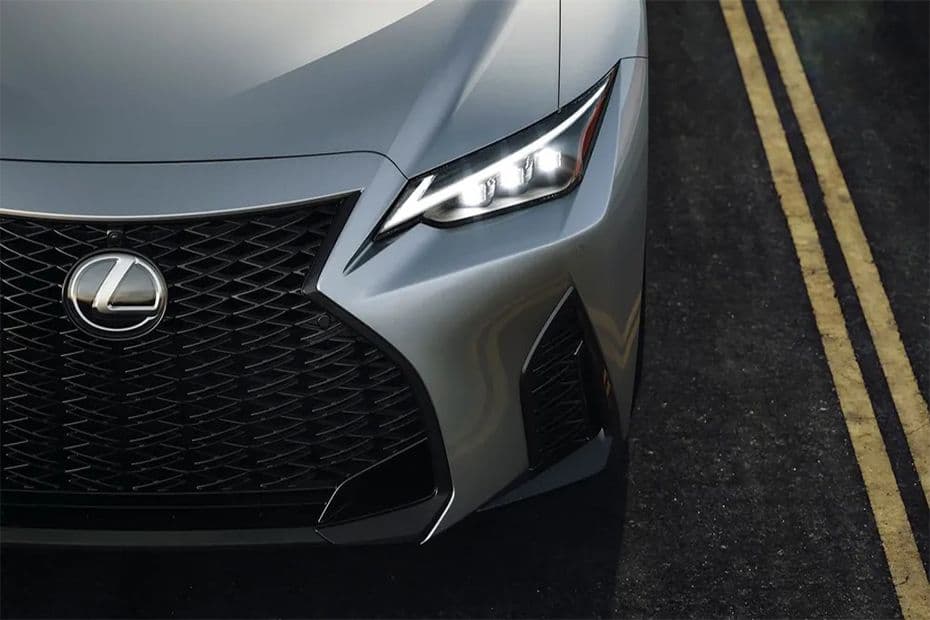 Lexus IS Front Headlight 