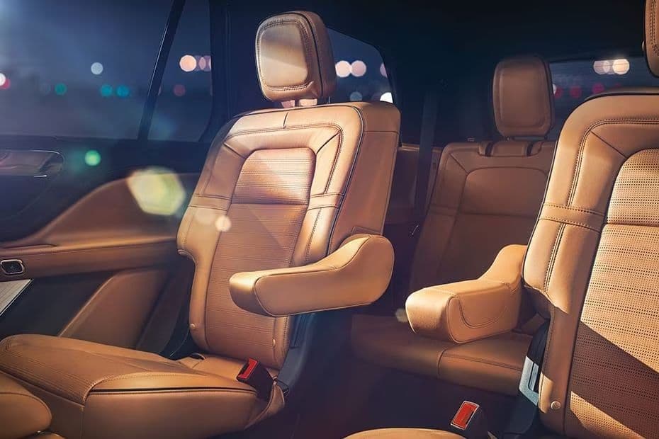 Lincoln Aviator Second Row Seat