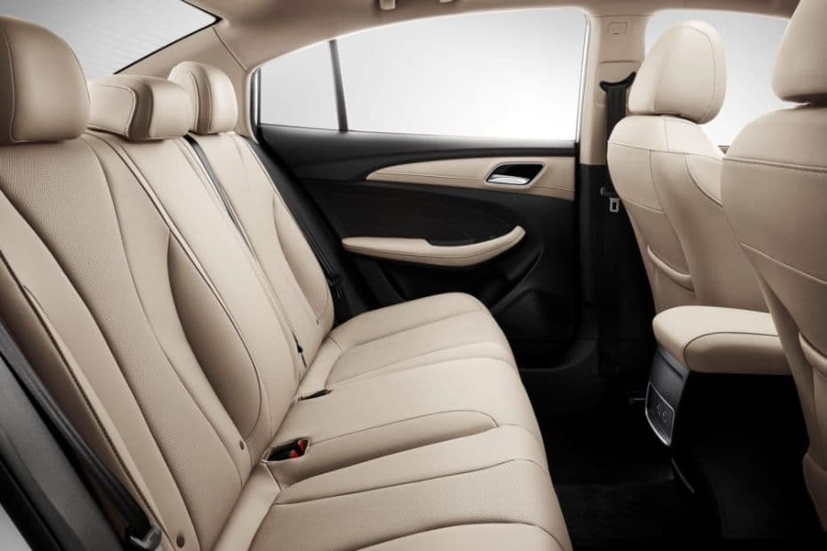 MG 5 Rear Seat 