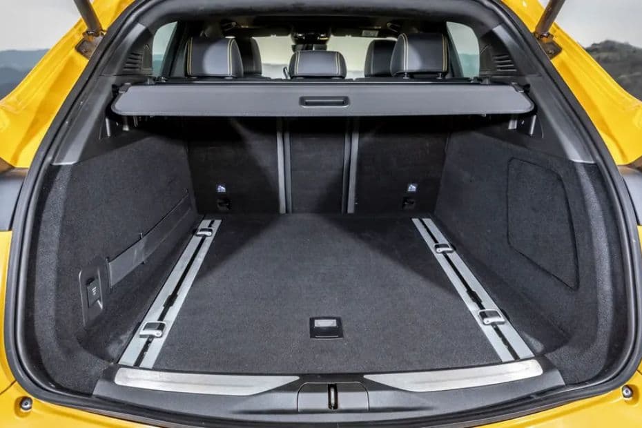 Maserati Grecale Bootspace 